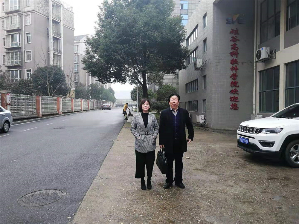 军事化管理丨严格督查学生考勤，坚决做到上课迟到率为零！