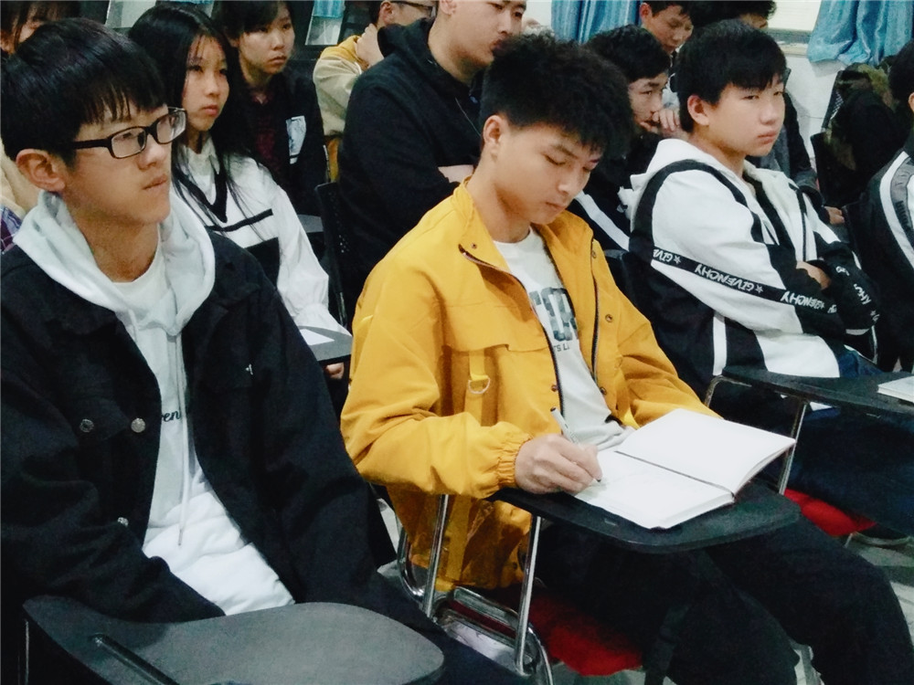校长教学示范班丨黄杰峰：珍惜时间，心向学习，挑战极限！
