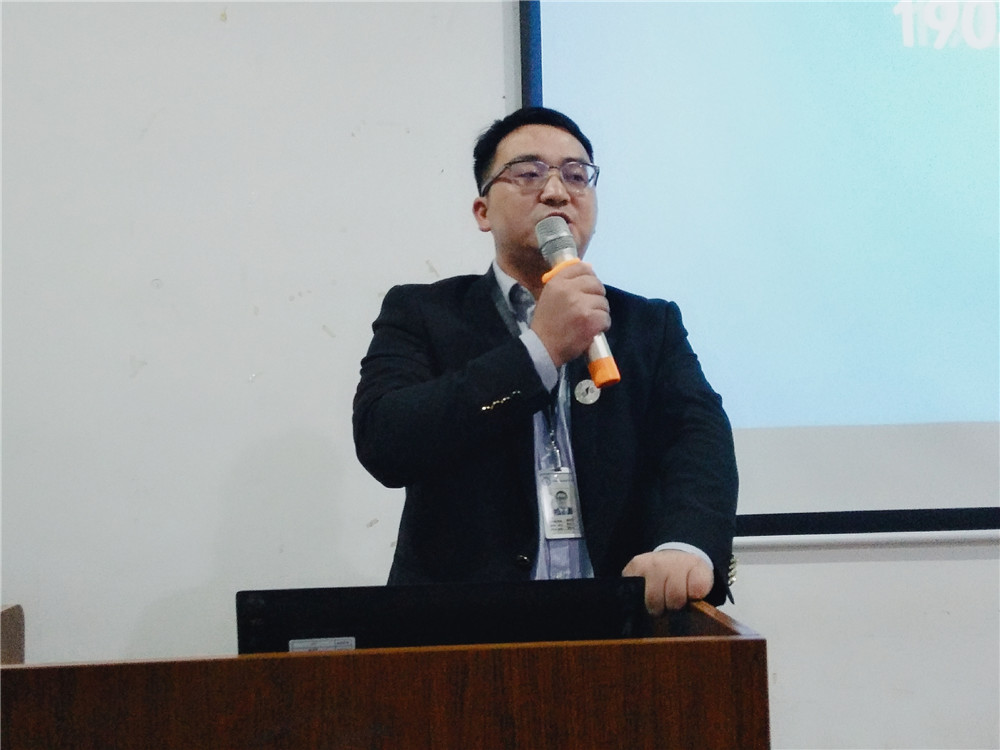 <b>校长教学示范班丨杨奇军：愿你不负韶华，不负此生，砥砺前行！ </b>